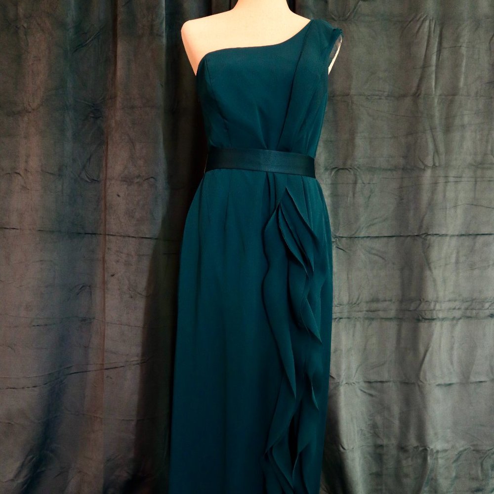 One-Shoulder Green Bridesmaid Dress